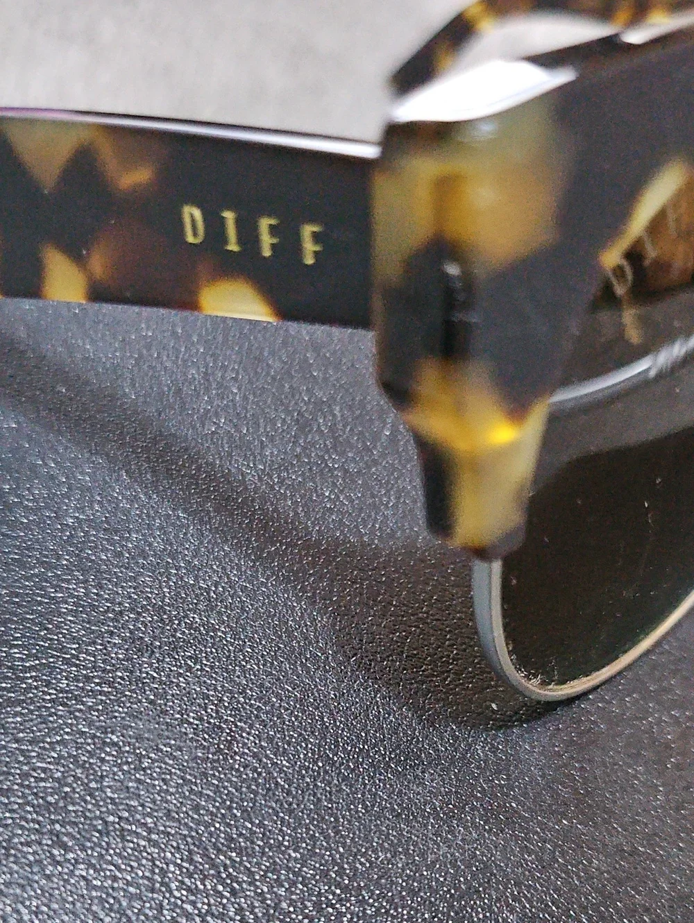 Diff Womens Designer Sunglasses New With Case